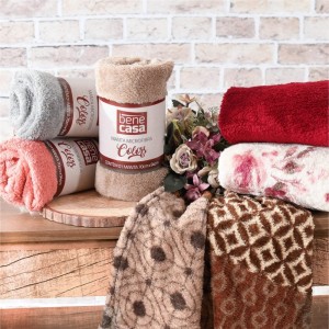 MANTA BEBÊ MICROFIBRA LISA/ EST COLORS BENE CASA - (Campanha Ajudar é Amar - Doação)